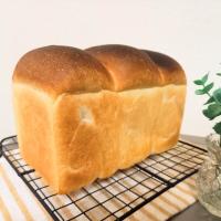 シンプル食パン
