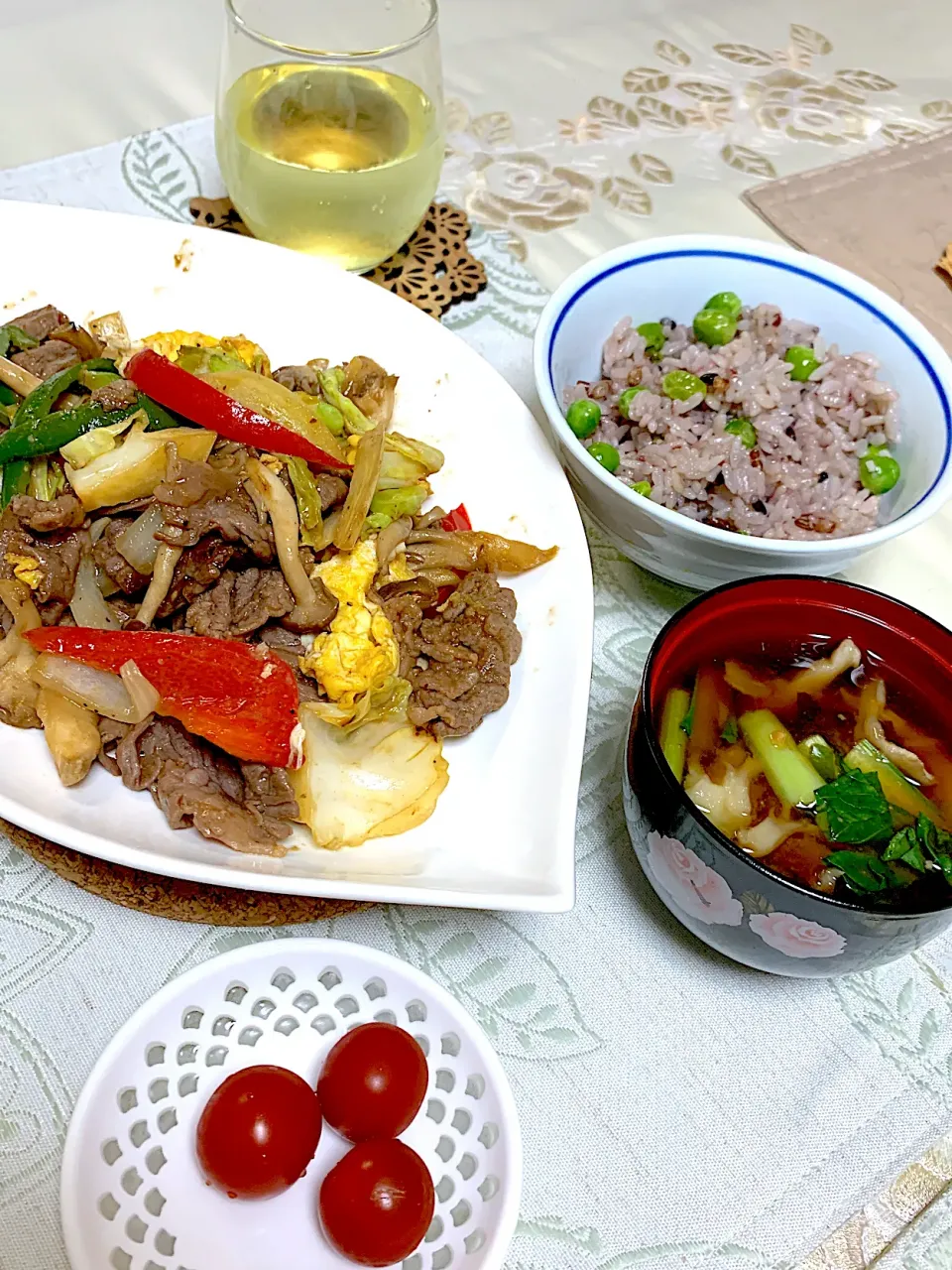 Snapdishの料理写真:牛肉と卵のオイスター炒め|yasukoさん