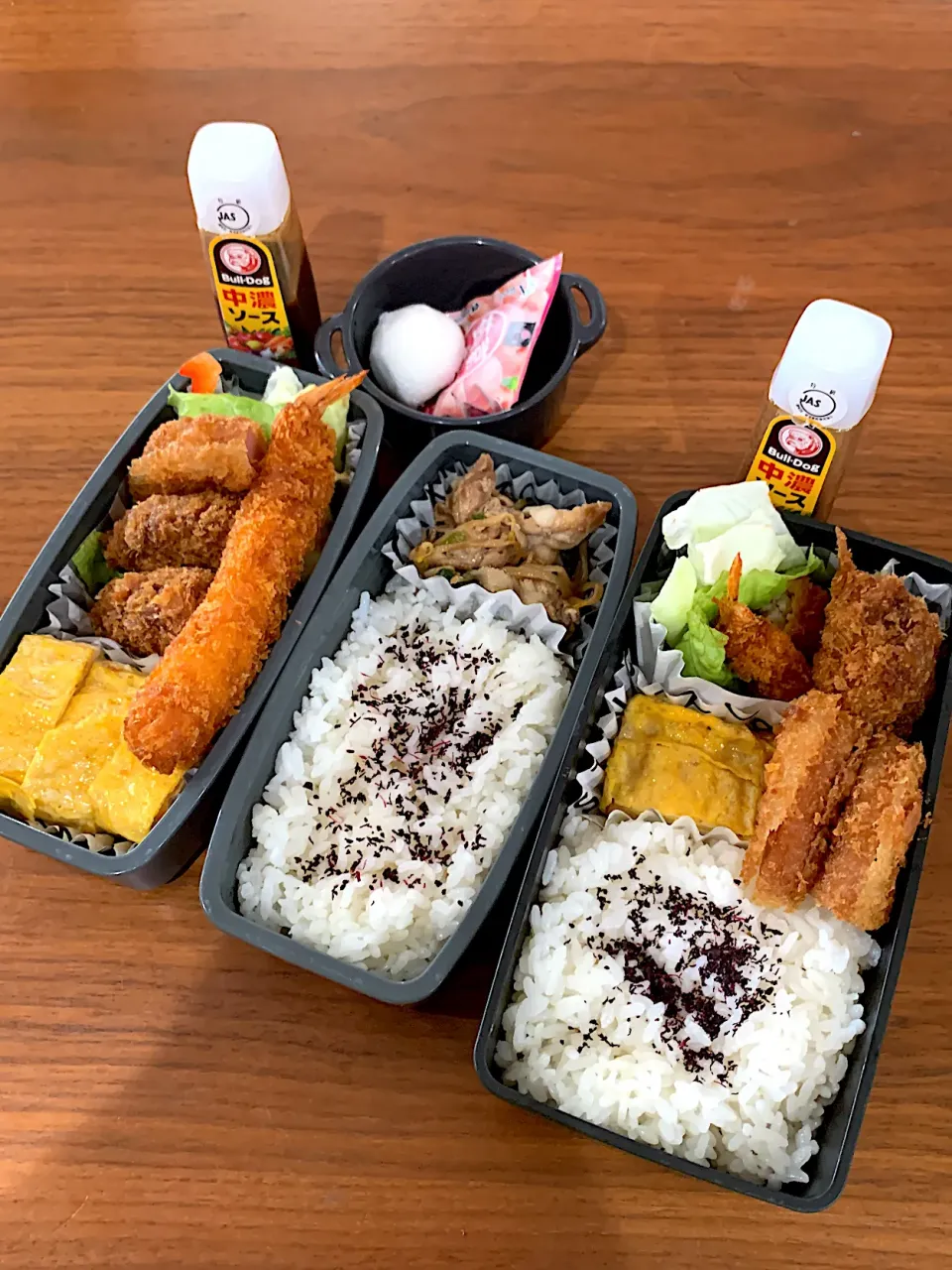 Snapdishの料理写真:2022/5/24 中3息子&旦那弁当|こうれい母さん