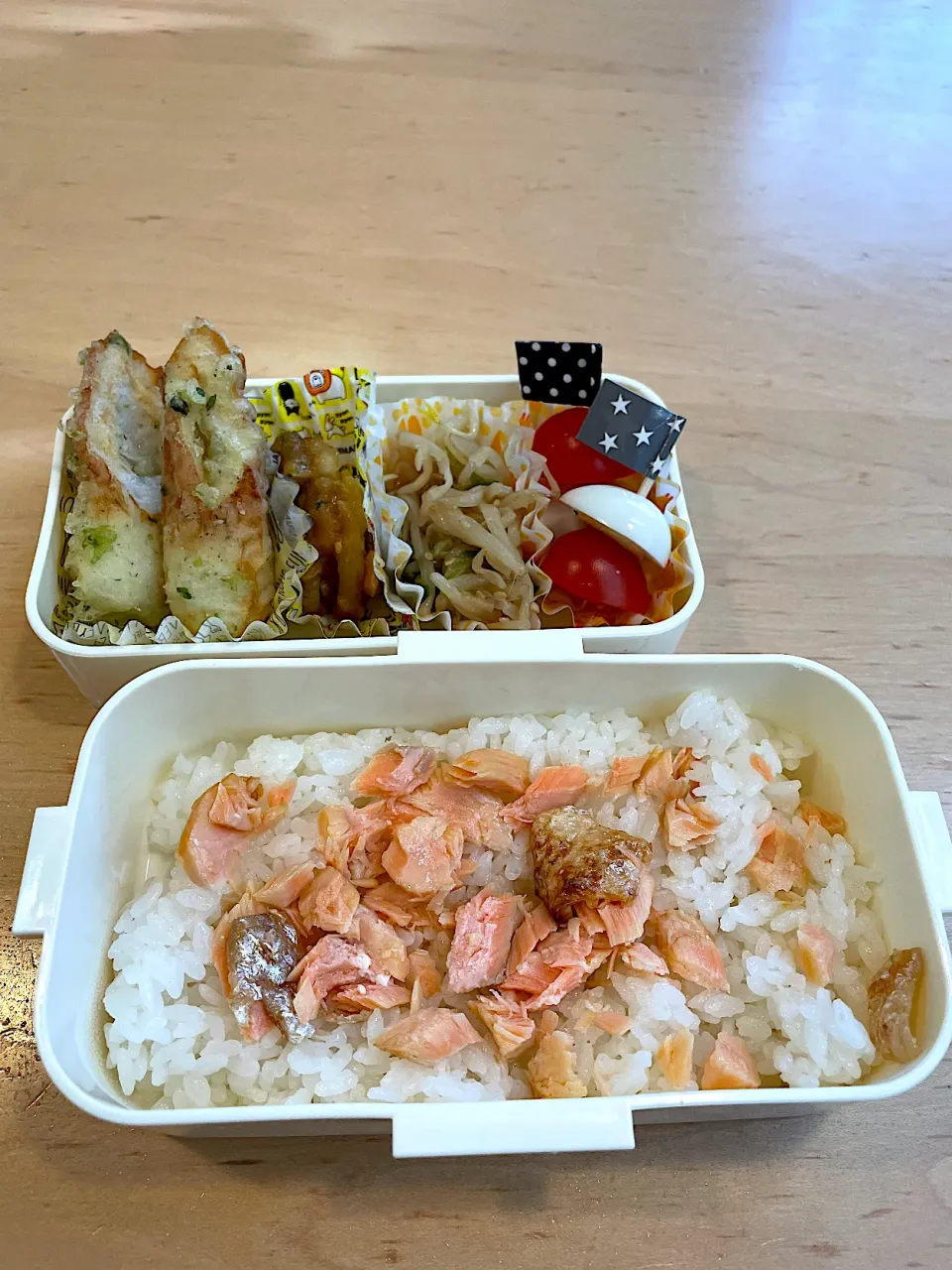 Snapdishの料理写真:中学生弁当　シャケ弁|りんごさん