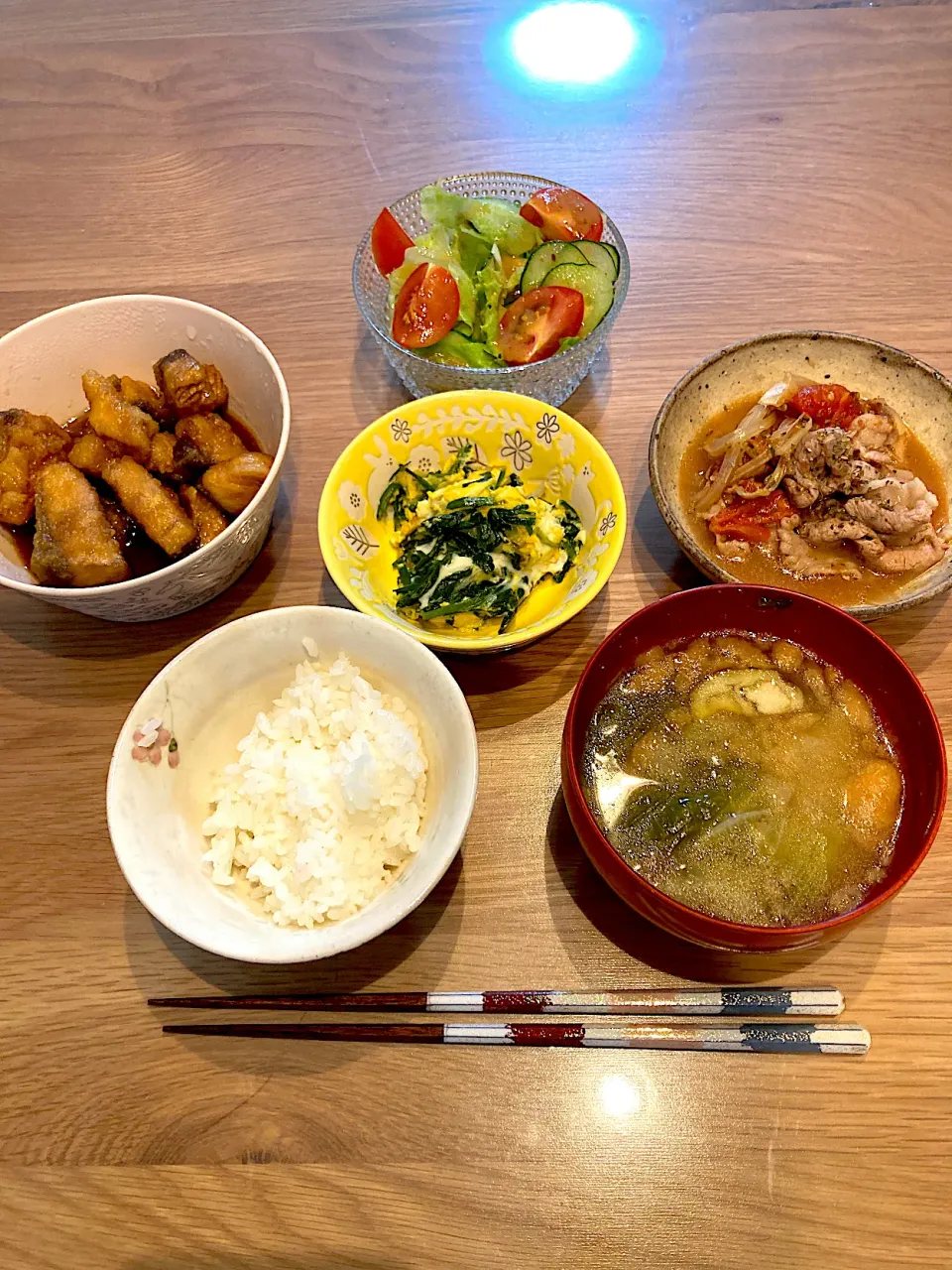 鰤の甘酢煮と牛バラとトマトの煮込み|HITOMIさん