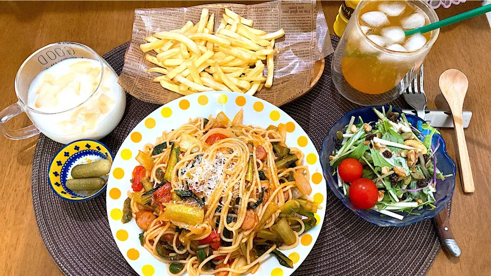 トマトパスタと揚げないフライドポテト|ゆうかさんさん