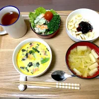 Snapdishの料理写真:今朝は簡単キッシュ🌟で楽しい1日の始まり❣️|Rie Morisakiさん