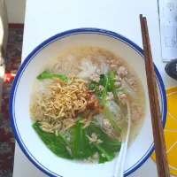 Minced pork rice noodle soup|Mary Lawさん