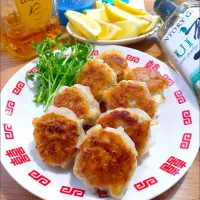 Snapdishの料理写真:パリパリ皮がおいしい😋🍴
焼き焼売❗