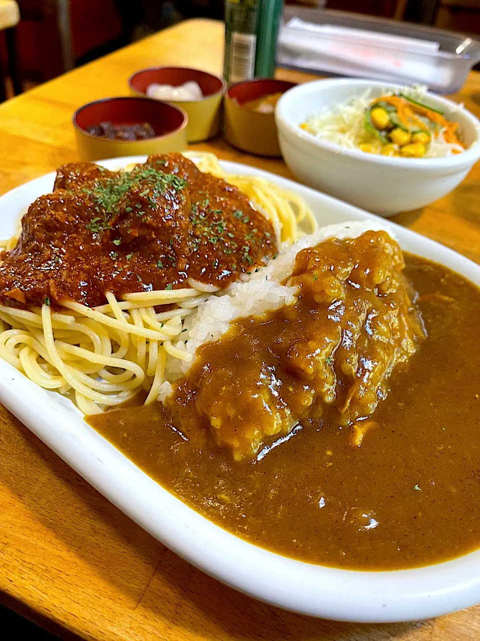 カレー&ミートボールスパゲッティ🍝🍛|ナガマンさん