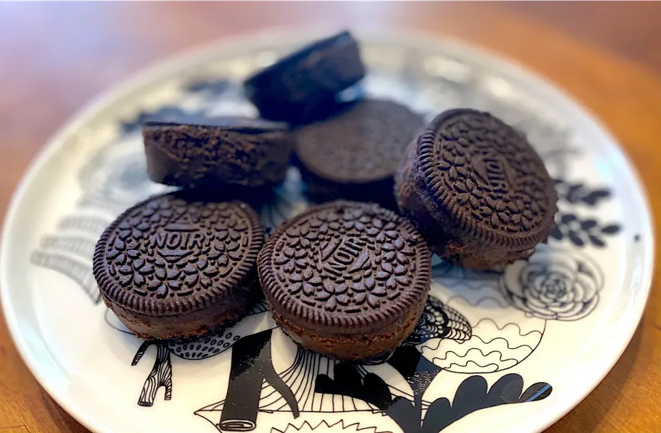 まめすけ。さんの料理 悪魔的美味しさ☆オレオ生チョコレートタルト🍫|まめすけ。さん