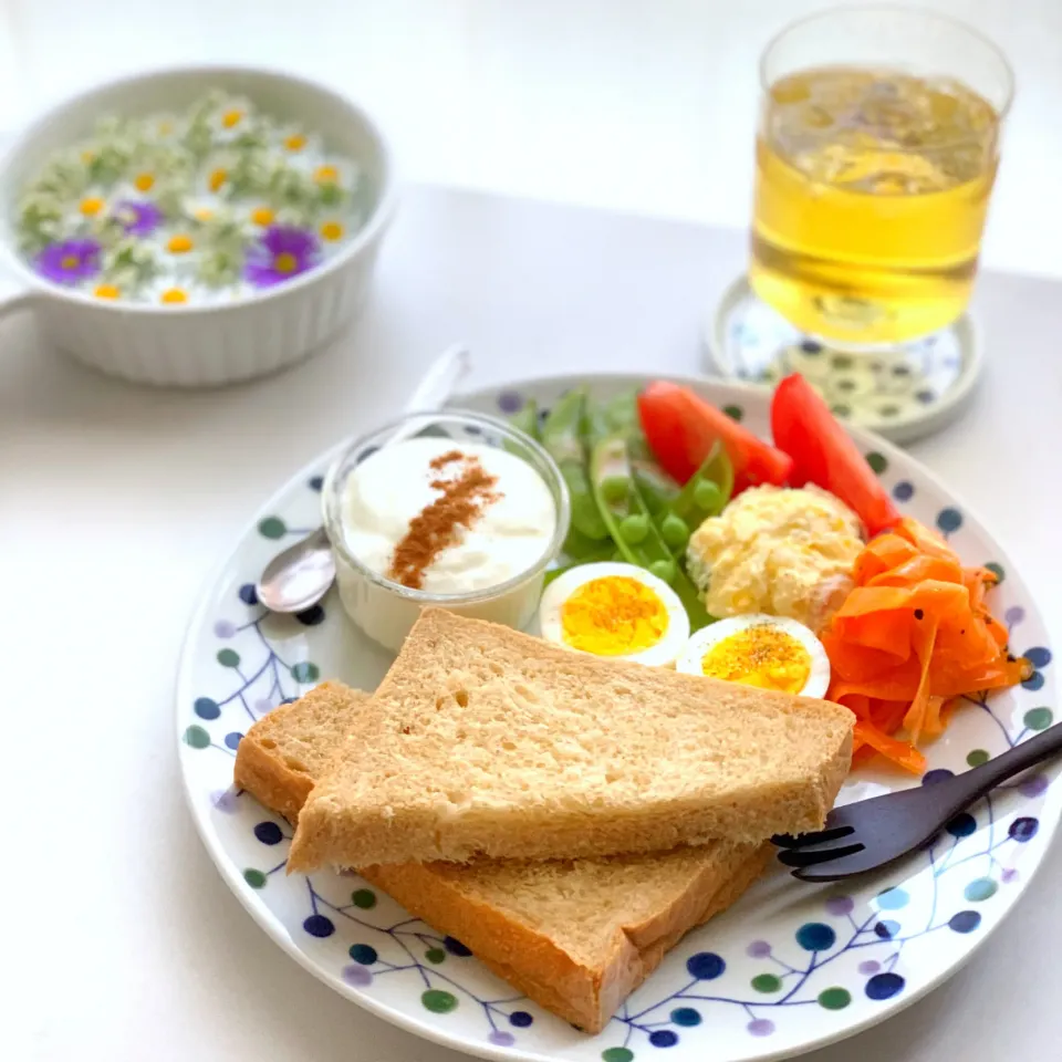 朝ごパンプレート♡|わことひろさん