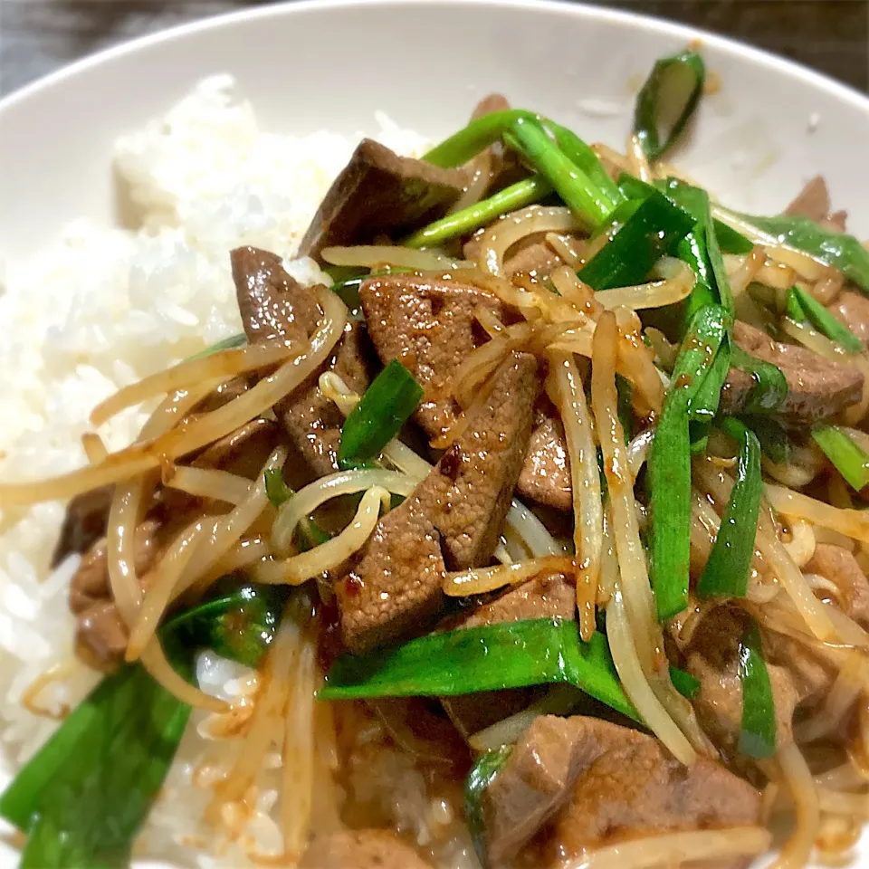 今夜は、レバニラ炒めライスを頂きました😊🎉🎵|ギムレットさん