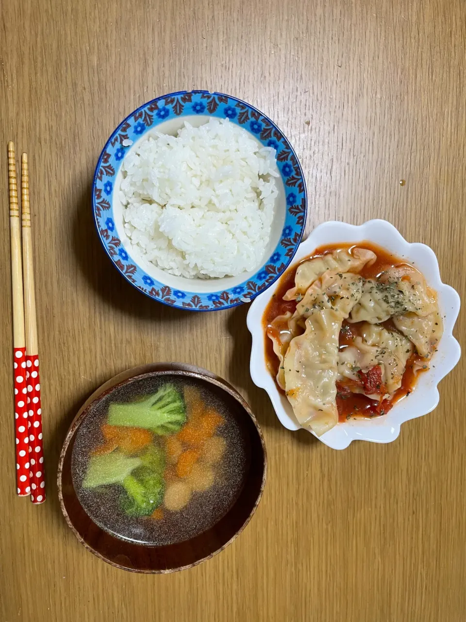 トマト煮込み餃子|おーたたくとさん