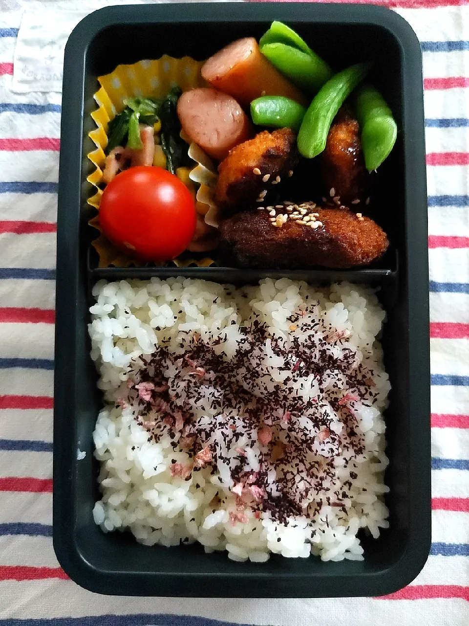 Snapdishの料理写真:チキンカツ弁当|ゆーこさん