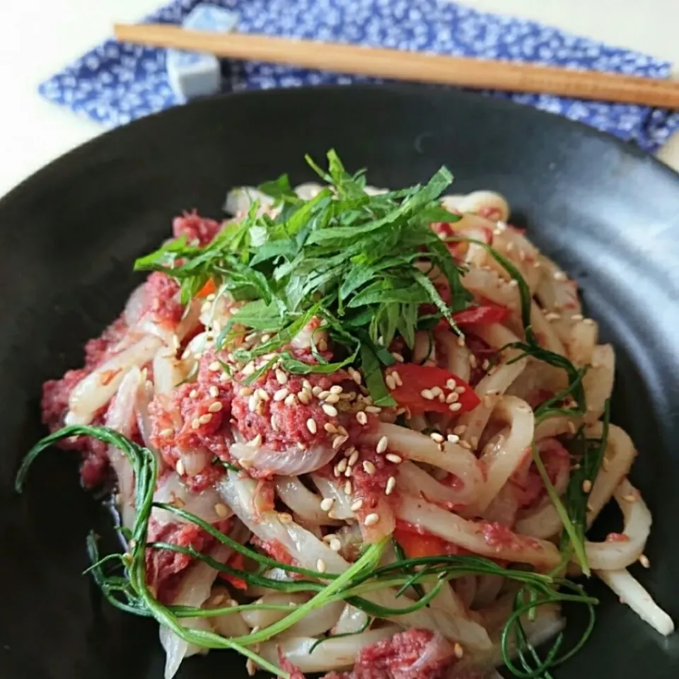 サミカさんの料理 コンビーフで和風焼うどん🥢|ポトスさん