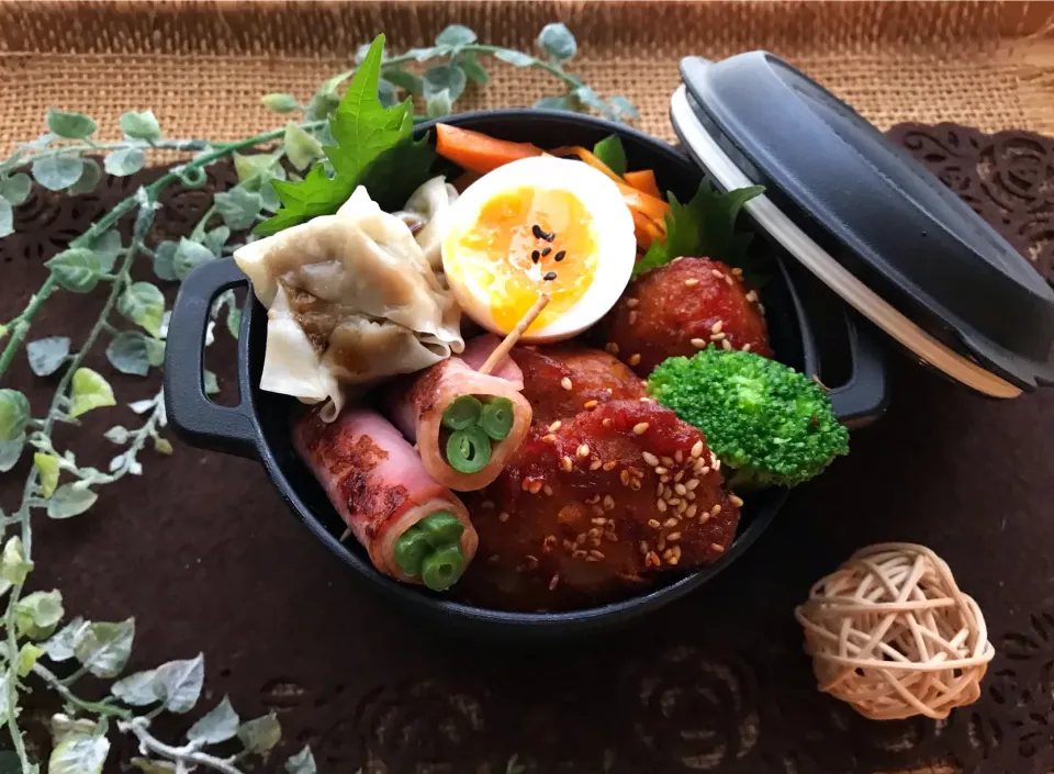 今日のお弁当～ヤンニョムチキン🐔|まなまな♡さん