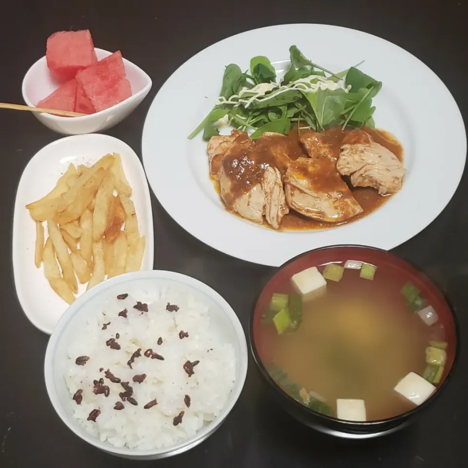 Snapdishの料理写真:鶏むね肉の大蒜生姜だれ焼き|Yukiさん