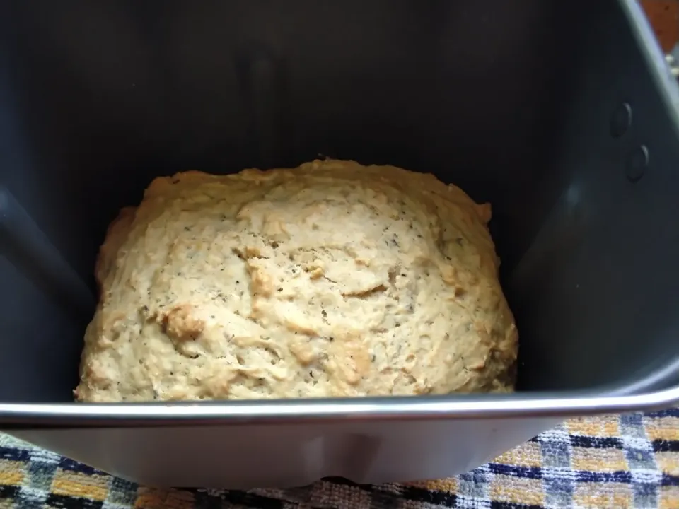 Snapdishの料理写真:ちょっと実験しました❗️

シロカのホームベーカリーの焼くで、きな粉ケーキを焼いてみたんだけど、焼けたけどどうなのかなぁ🤔|にんにくと唐辛子が特に好き❤️(元シャリマー)さん