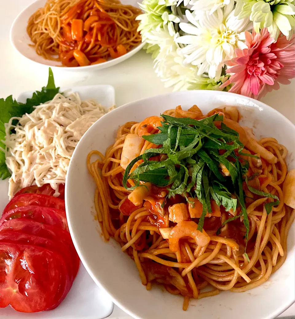 Snapdishの料理写真:シーフードの角切りベーコンのパスタ🍝|シェリたん🍒さん