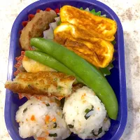 Snapdishの料理写真:はんぺん磯部焼き&ハンバーグ弁当|けろよんさん