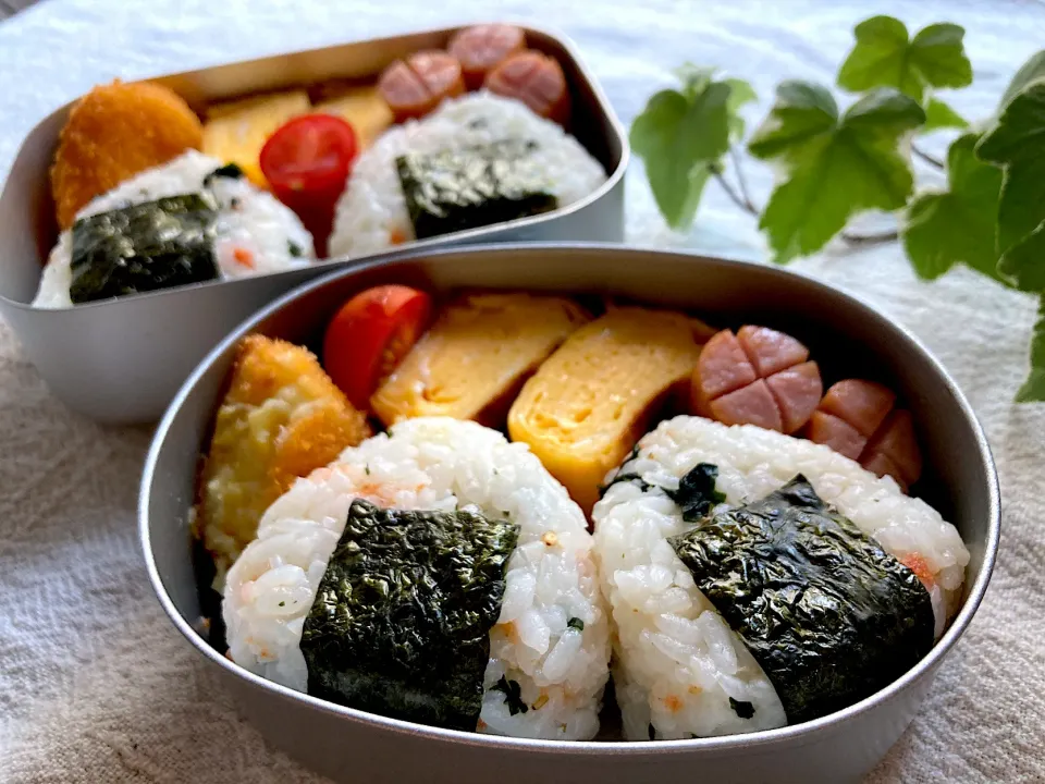 ＊さんかくおにぎり🍙ちびたんとべびたんの幼稚園お弁当＊|＊抹茶＊さん