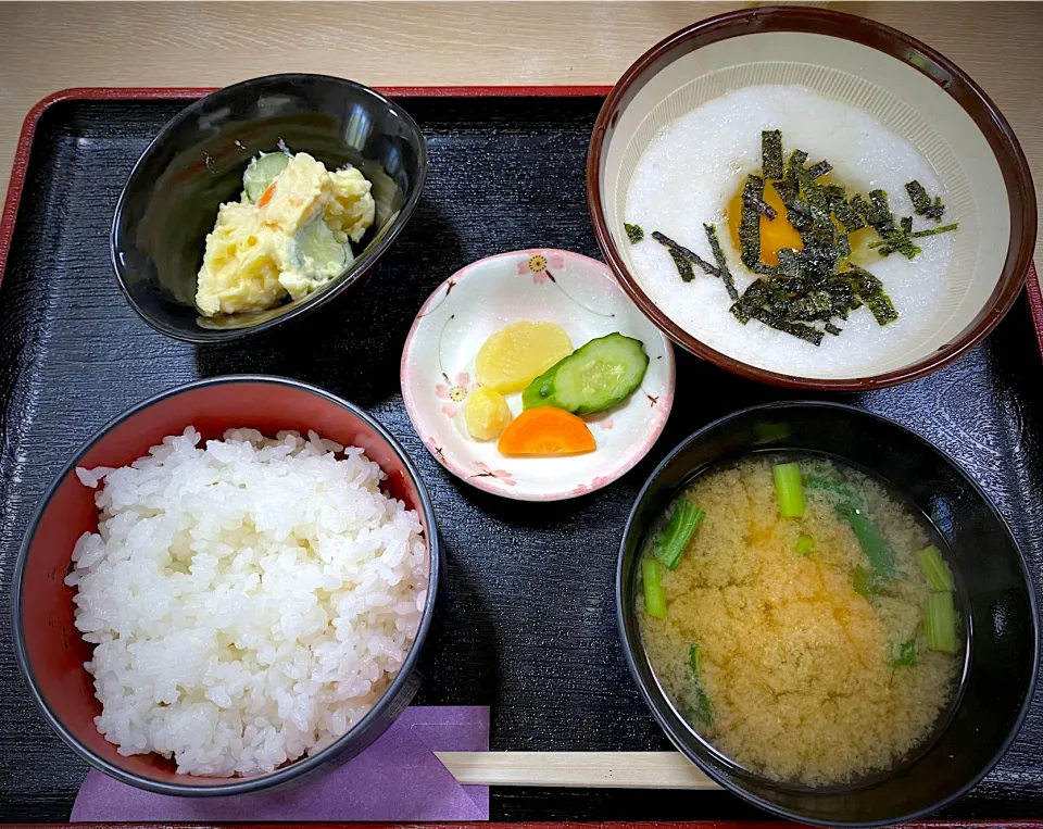 Snapdishの料理写真:月見ご飯定食|にゃあ（芸名）さん