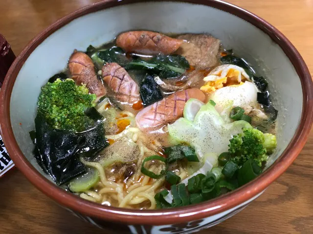 マルちゃん正麺🍜、豚骨醤油味❗️(°▽°)✨|サソリさん