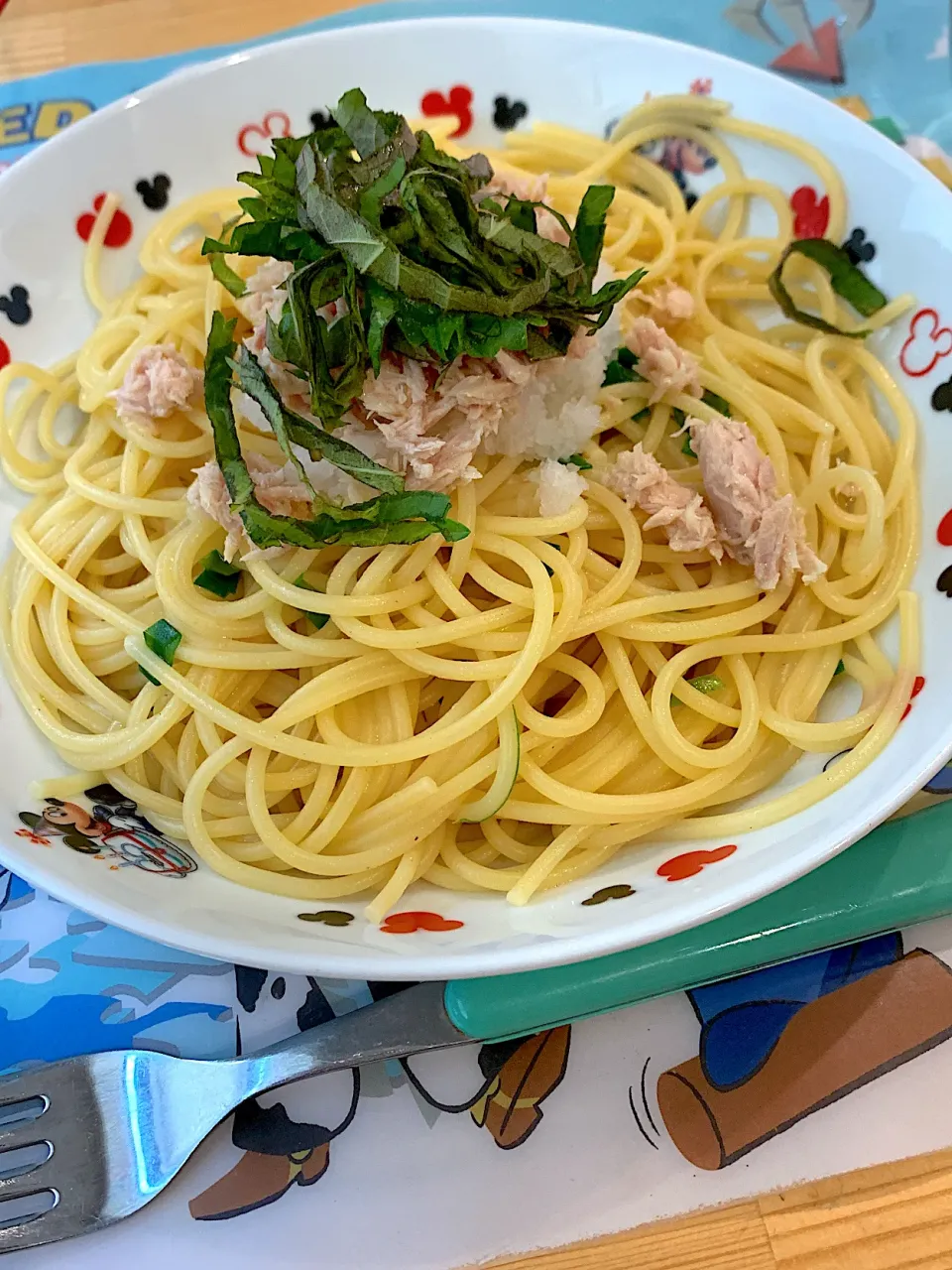 Snapdishの料理写真:ツナと大根おろしの和風パスタ|ぺろたんさん