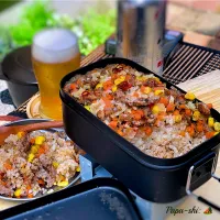 メスティンで作る 🏕ラム肉とクミンのスパイシーピラフ🍻 仕上げの醤油がたまらない😍