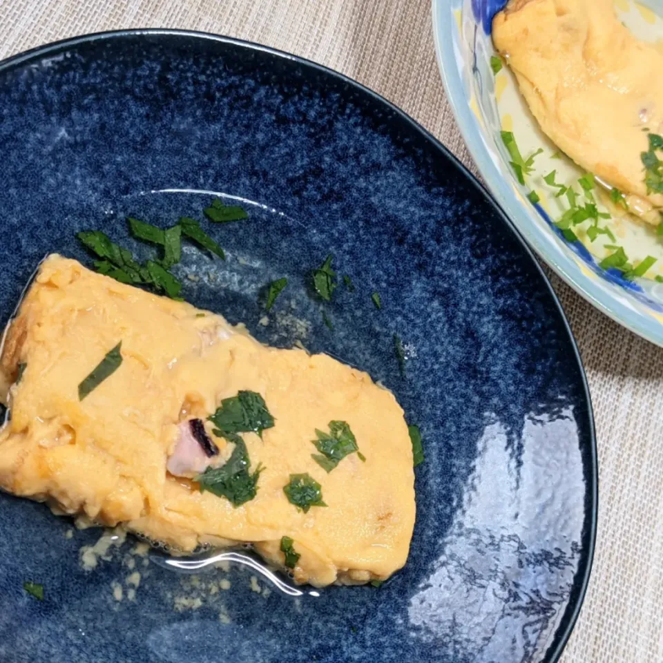 Snapdishの料理写真:明石焼が食べたいよ〜。たこ焼き器出すの面倒だよ〜なので玉子焼き器で焼いてみました〜。|f.1125beさん