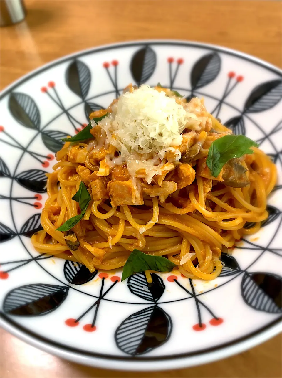 コストコのチキンビスクをパスタアレンジ|ツナコさん