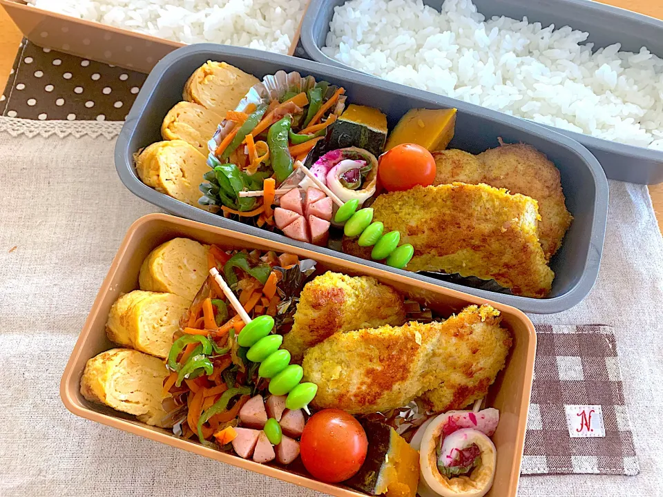 カレーチキンかつ🐓卵焼き🥚ピーマン人参きんぴら🥕🫑かぼちゃ煮🎃竹輪大葉梅🌀ウインナー🌸|あやこさん