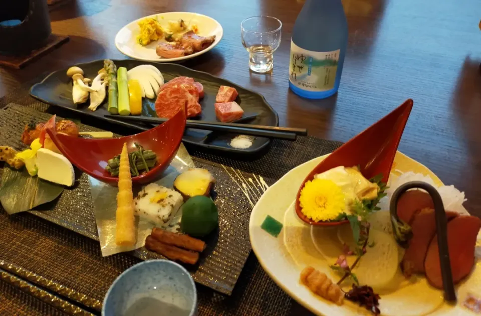 秋田県湯瀬ホテル　晩御飯　前菜盛り合わせなど|フージさん