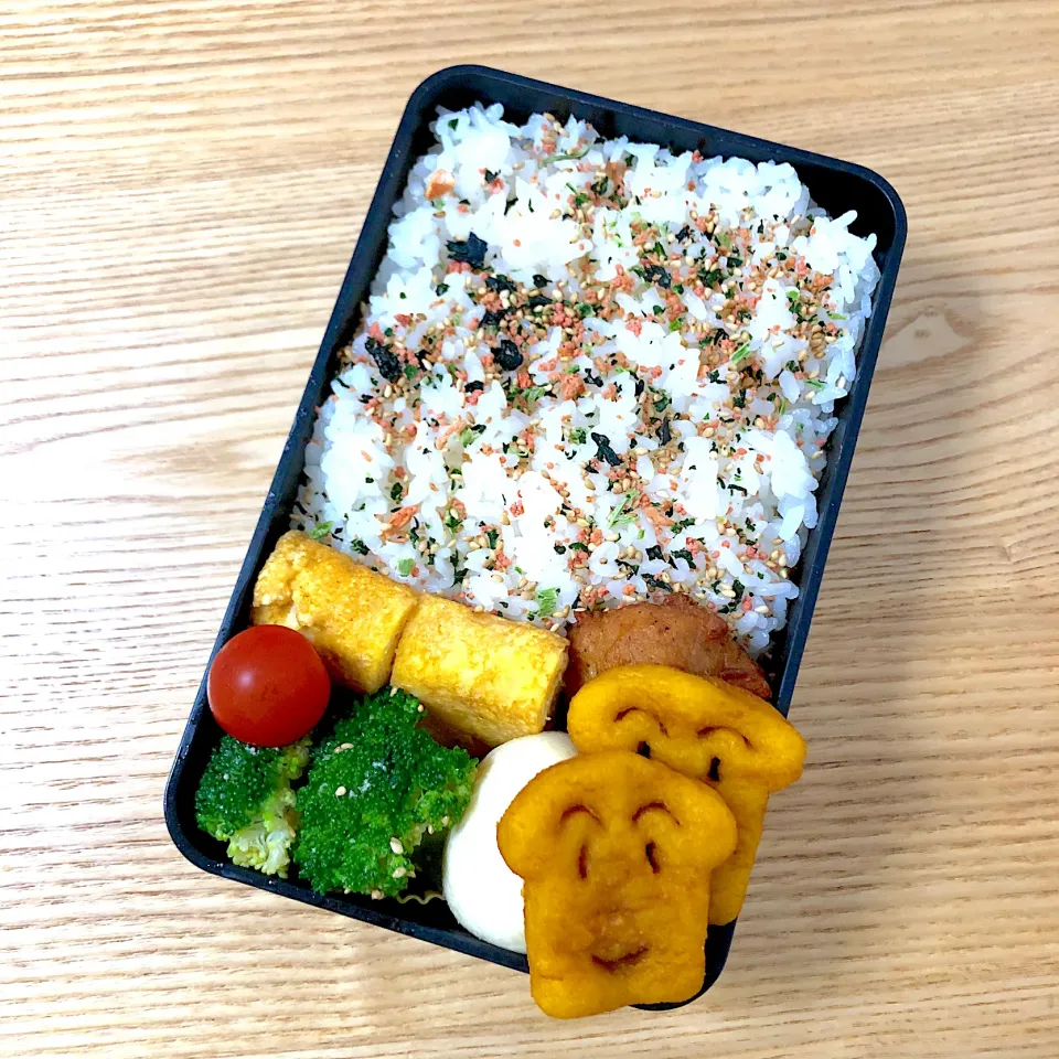 木曜日の旦那さんのお弁当🍙|むさけんさん