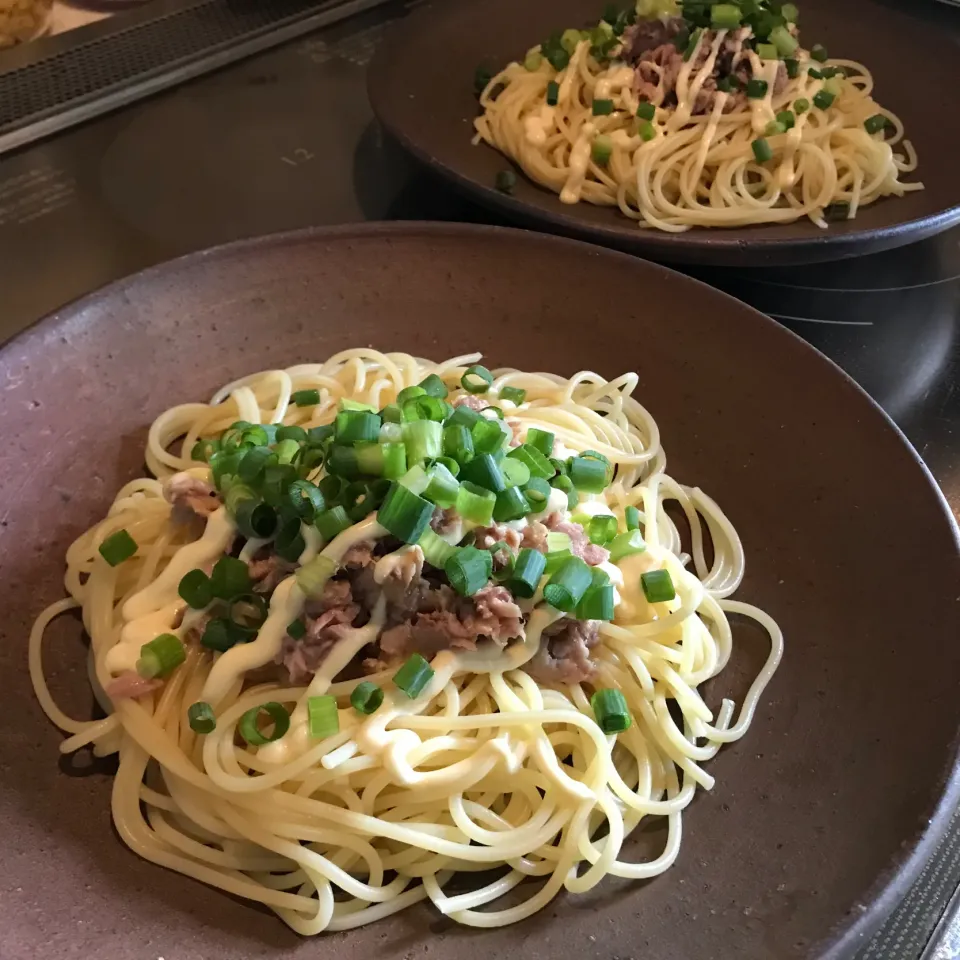 Snapdishの料理写真:ツナマヨポン酢パスタ|sanaeさん