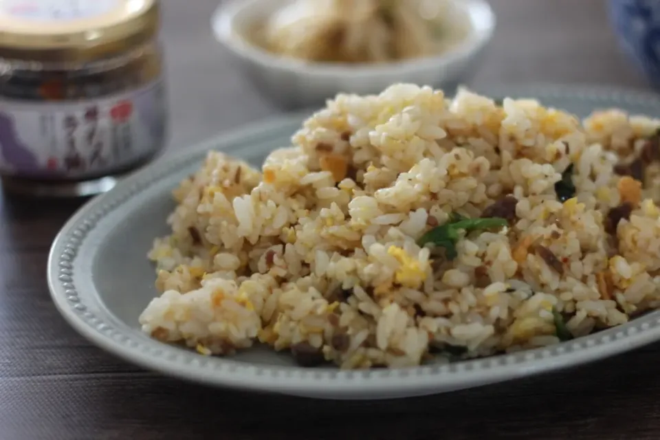 牛たんラー油の簡単やみつき炒飯|ちいさなしあわせキッチンさん