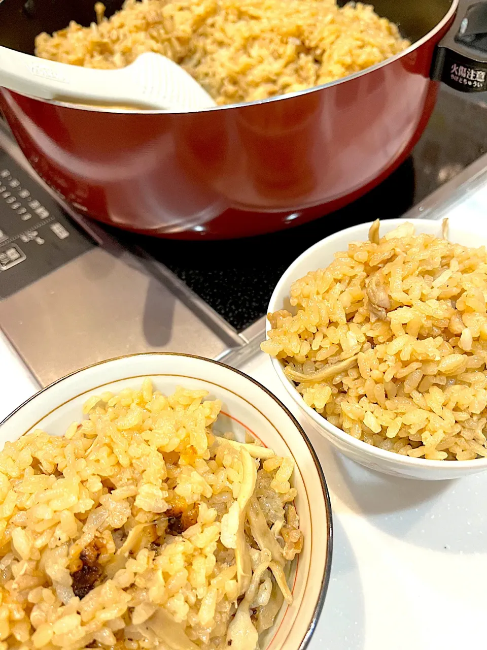 鶏肉と舞茸の炊き込みご飯|のろさん