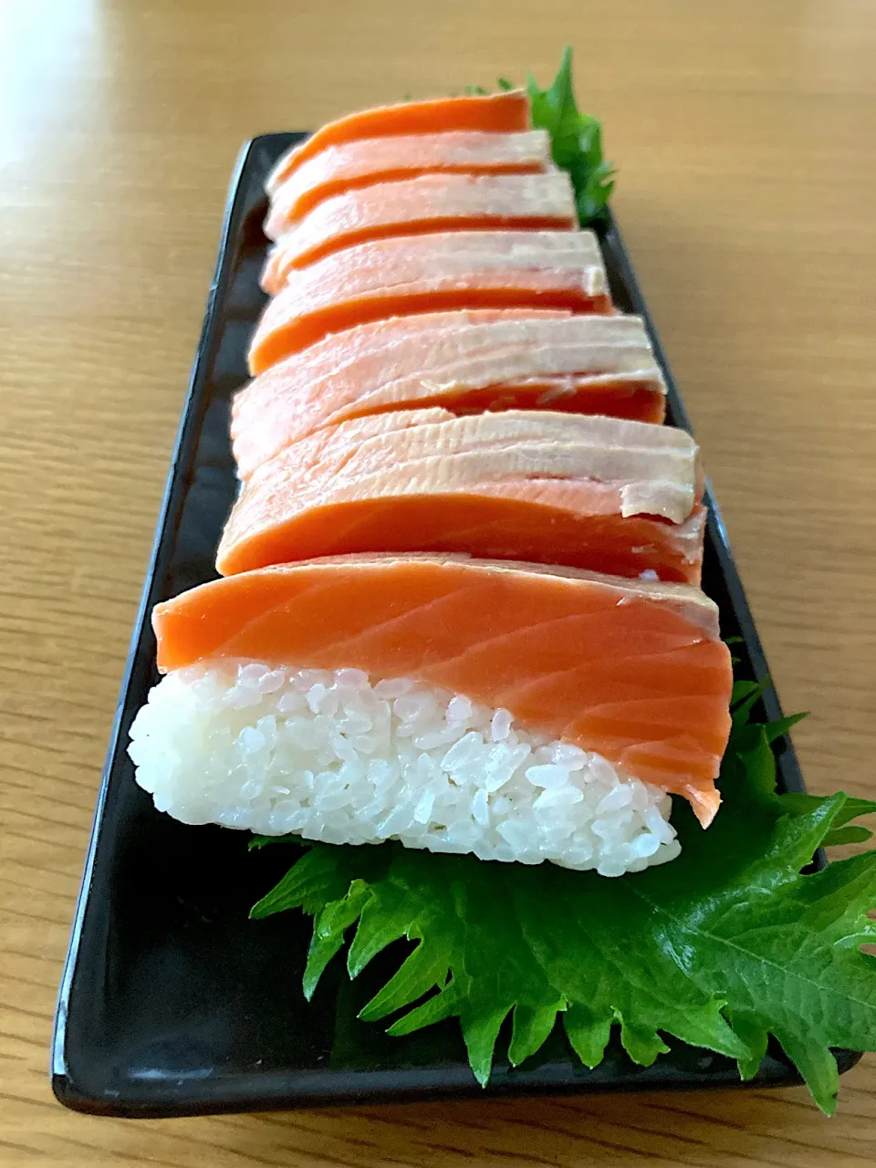 9421beruさんの料理 釣り魚🐟ビワマスの棒寿司、炙り寿司|＊抹茶＊さん