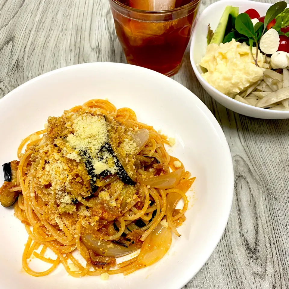 豚肉と茄子のトマトソーススパゲティ|まみっこさん