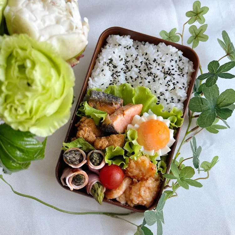 Snapdishの料理写真:6/7❤︎❤︎主人のお弁当🌱✨
おはようございます☀お天気回復☺️
朝からお日様が出ているとやはり気持ちよいですね🥰|Makinsさん