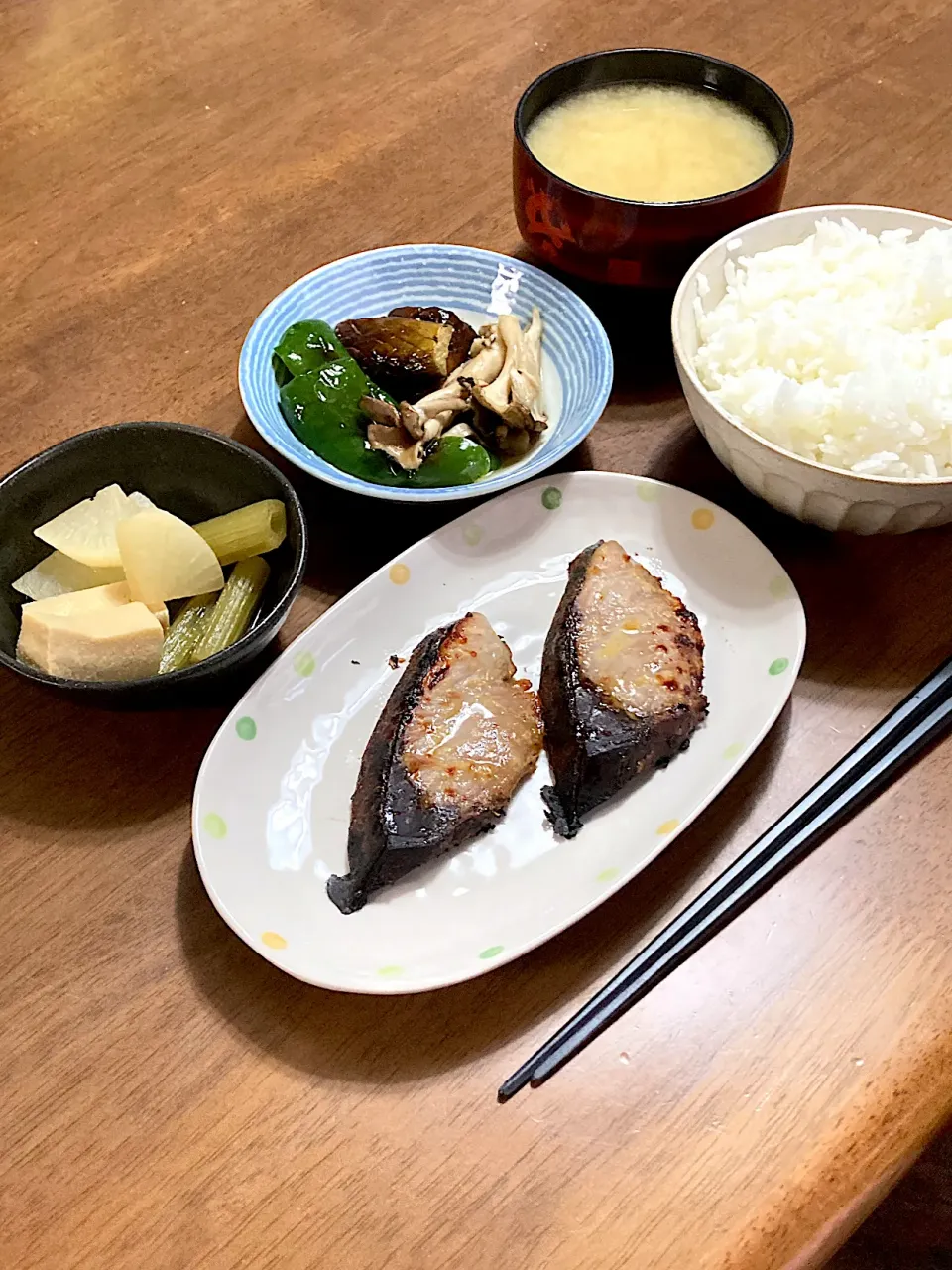 昨日のお昼と晩ごはん|あっつさん