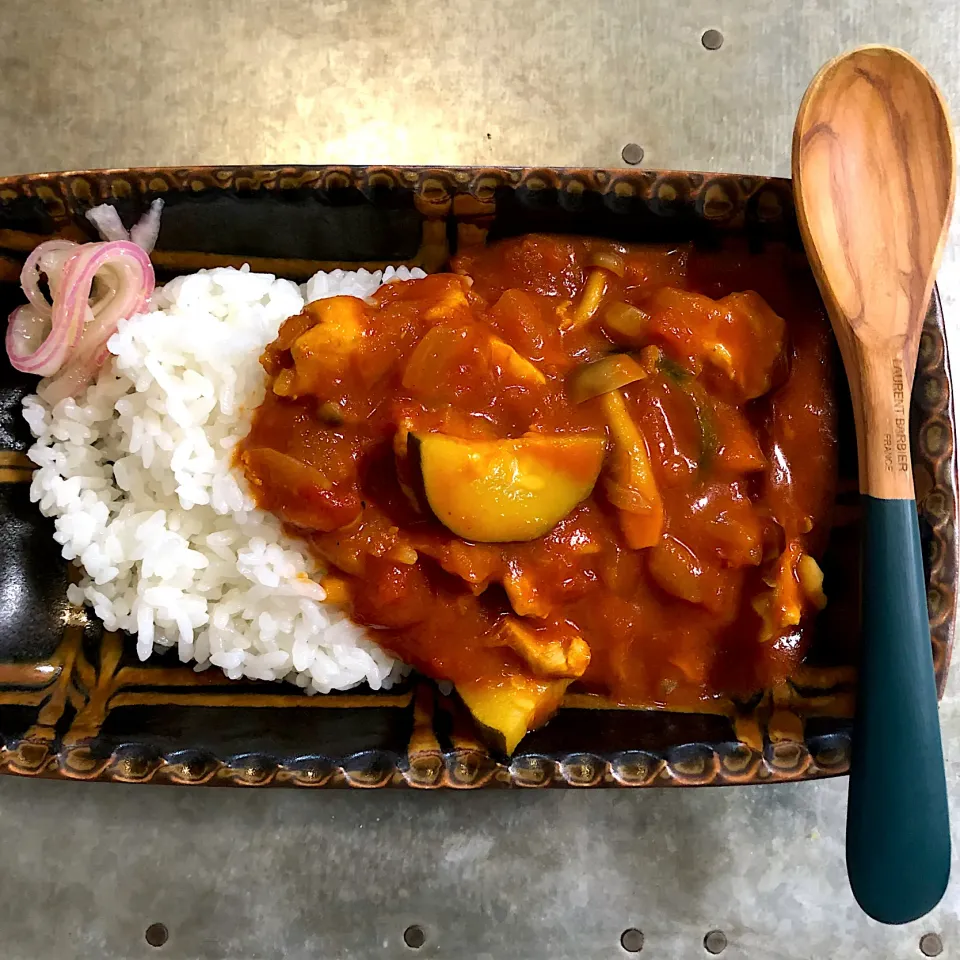 チキンと夏野菜、きのこのトマトカレー|nao子さん