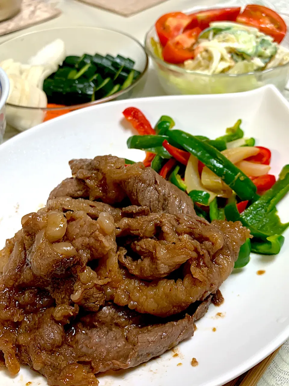 牛肉の甘辛炒めと春雨サラダとぬか漬け|yasukoさん