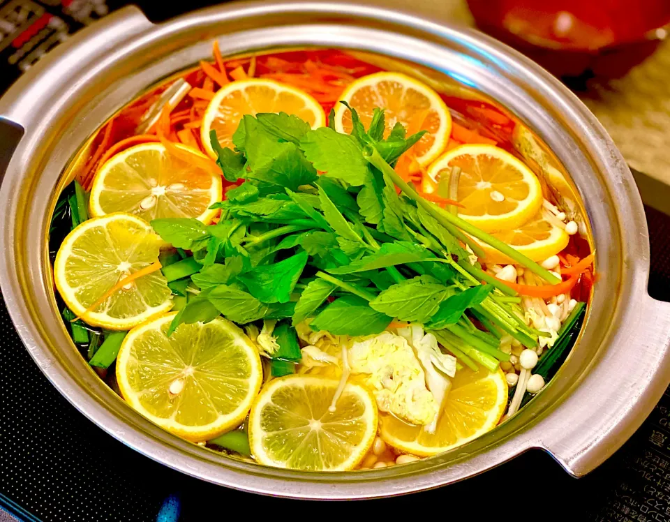 Snapdishの料理写真:夏はレモン鍋🍲|にゃあ（芸名）さん