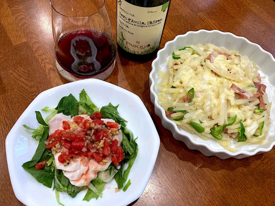 Snapdishの料理写真:収穫野菜で 晩ご飯 🍷|sakuramochiさん