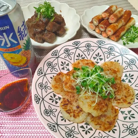 「カンタン酢」を使ってみたSnapdishの料理・レシピ写真:ダーリン居酒屋(๑✪⌓✪๑)ﾉ🍺
★玉ねぎ餅
★こんにゃく田楽
★たらマヨチーズ入りの竹輪焼き