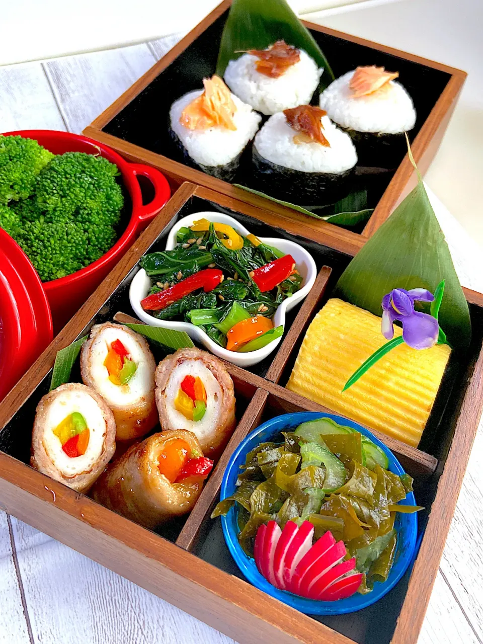 へしこと鮭のおむすび🍙弁当|Mayumi Konishiさん