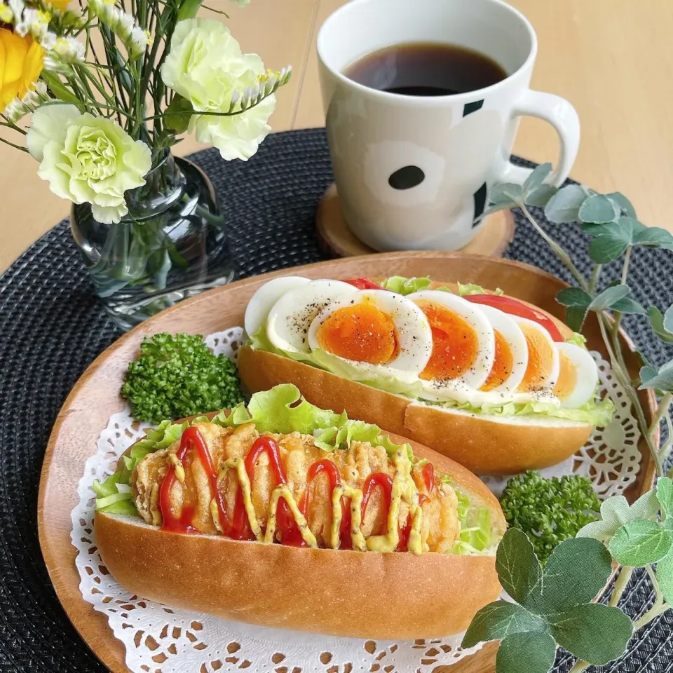 Snapdishの料理写真:6/9❤︎クリスピーチキンドッグ&半熟たまご野菜ドッグ✨🌱|Makinsさん