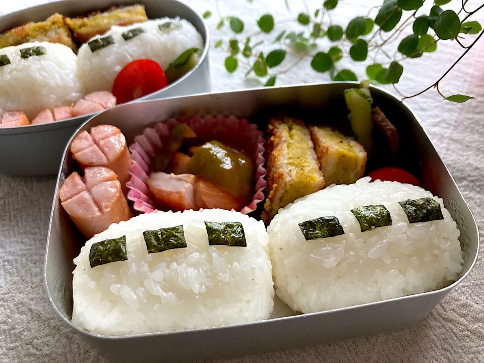 ＊電車おにぎり🚃ちびたんとべびたんの幼稚園お弁当＊|＊抹茶＊さん