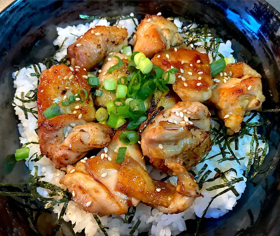 焼き鳥丼|satoruさん