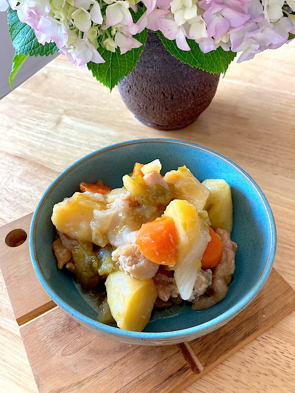 創作料理♡ココナッツオイル🥥で炒めて作った鷄ジャガに梅ジャムを混ぜてみたら美味しかった꒰✩'ω`ૢ✩꒱|さくたえさん