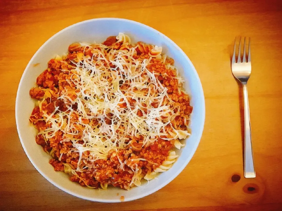 Protein pasta with turkey mince,mushrooms garlic,onion,tomatoes,mozzarella cheese and sauce with herbs.|Aldin Alicさん