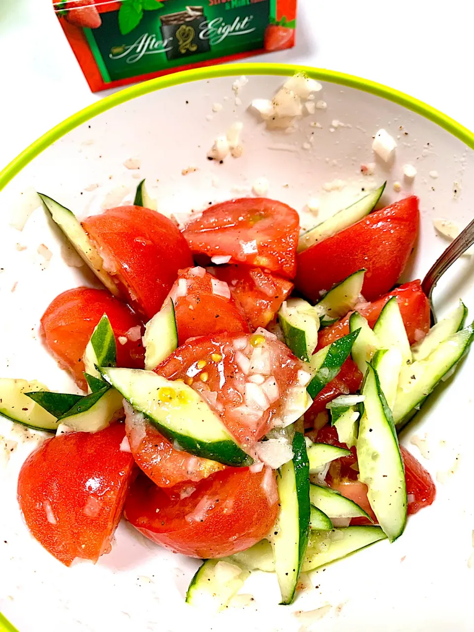 Easy Tomato Cucumber Salad|gonbenさん